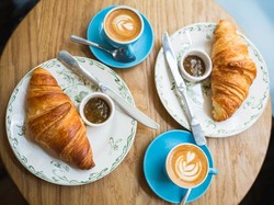 Renyah Gurih Croissant Aneka Isian yang Populer untuk Menu Brunch