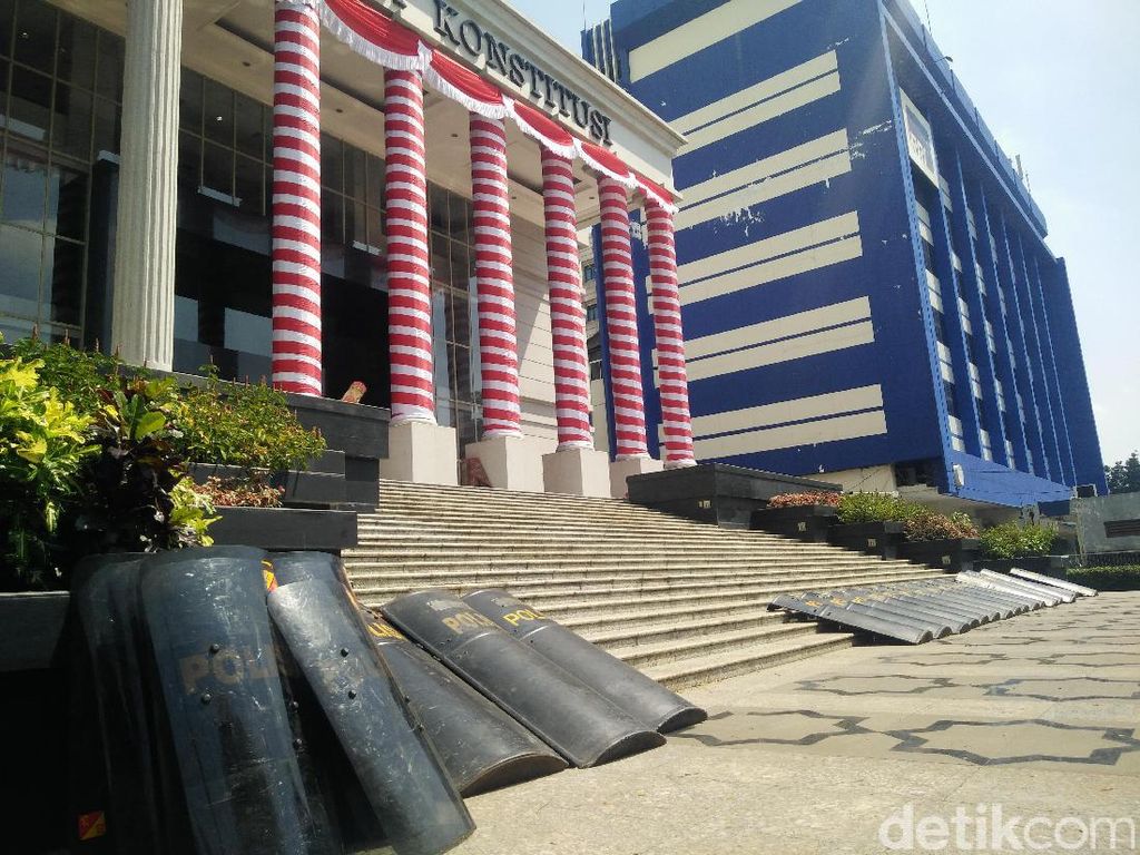 Pendaftaran Gugatan Pilpres Maksimal Jumat Dini Hari Pendaftaran Gugatan Pilpres Maksimal Jumat Dini Hari
