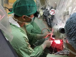 Ingin Tahu Rasanya Tengkorak Dibedah? Ini Pengakuan Pasien Tumor Otak