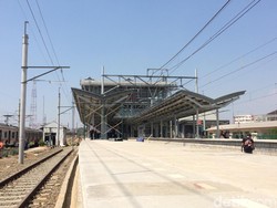 PT KCJ Siapkan 10 Perjalanan Rute Jakarta Kota-Cikarang