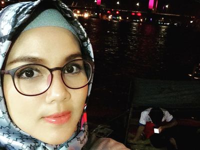 Foto: Cantiknya Ratu Annisa, Pesinetron Angling Dharma yang Kini Berhijab
