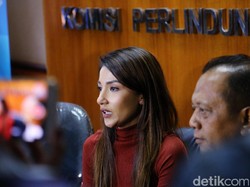 Saat Mediasi Dengan Atalarik Syah, Tsania Marwa Nangis di KPAI