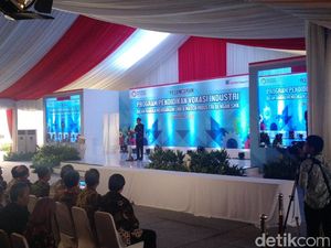 Ada Program Pelatihan Kerja Gratis, Jokowi: Saya Juga Mau Ada Program Pelatihan Kerja Gratis, Jokowi: Saya Juga Mau