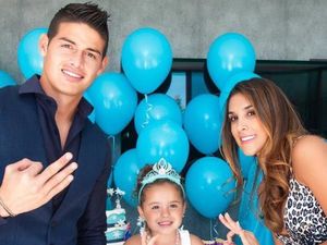 Pesona Janda James Rodriguez