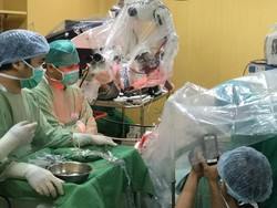 Di Surabaya, Otak Mahasiswi Ini Diutak-atik dalam Keadaan Sadar