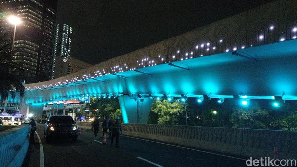 Foto: Kerlap-kerlip Simpang Susun Semanggi Jelang Open Traffic