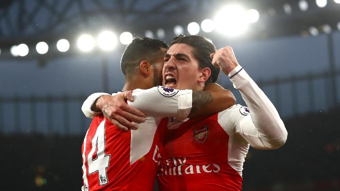 Formasi Baru Arsenal Bikin Bellerin Tak Nyaman