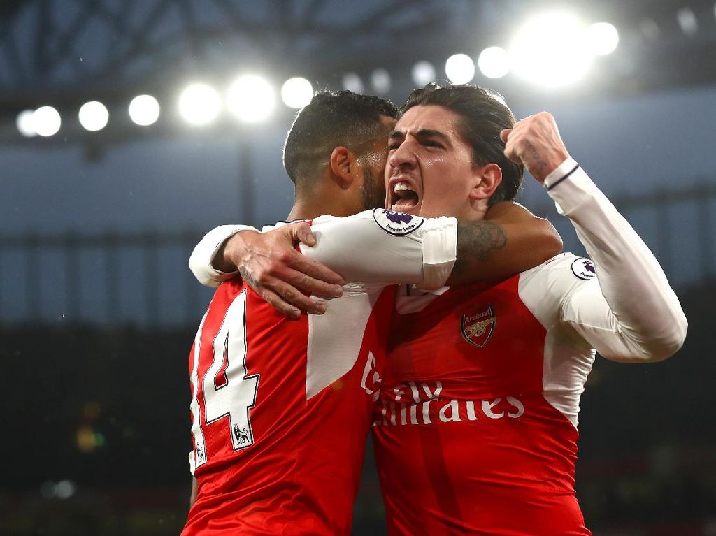 Formasi Baru Arsenal Bikin Bellerin Tak Nyaman Formasi Baru Arsenal Bikin Bellerin Tak Nyaman
