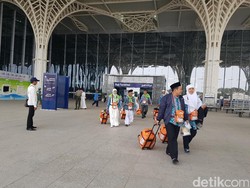 1 Kloter Jemaah Haji Gelombang Pertama Ditunda Keberangkatannya