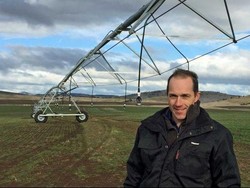 Petani Tasmania Gunakan Drone Agar Irigasi Lebih Efisien