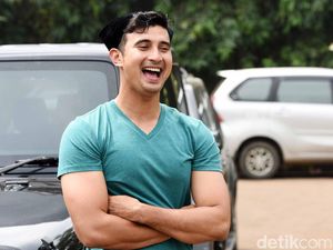 Ketawain Apa Sih, Ali Syakieb?