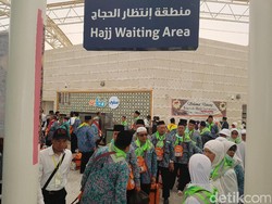 Durasi Jemaah Indonesia di Bandara Disorot Saudi, Apa Kata Panitia?