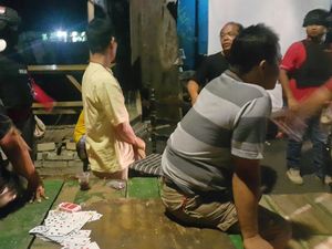 Asyik Main Judi, 8 Orang Ditangkap di Jakut