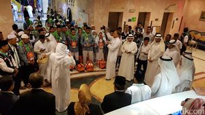 Foto: Tiba di Madinah, Jemaah Haji Indonesia Disambut Istimewa