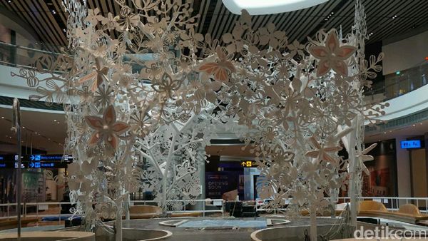 Foto: Terminal 4 Bandara Changi Bak Galeri Seni