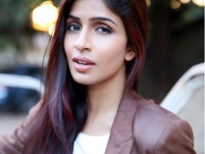 Foto: Pilot Boeing 777 Wanita Termuda di Dunia, Pintar dan Cantik Pula