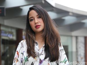 Bibir Merah Chacha Frederica