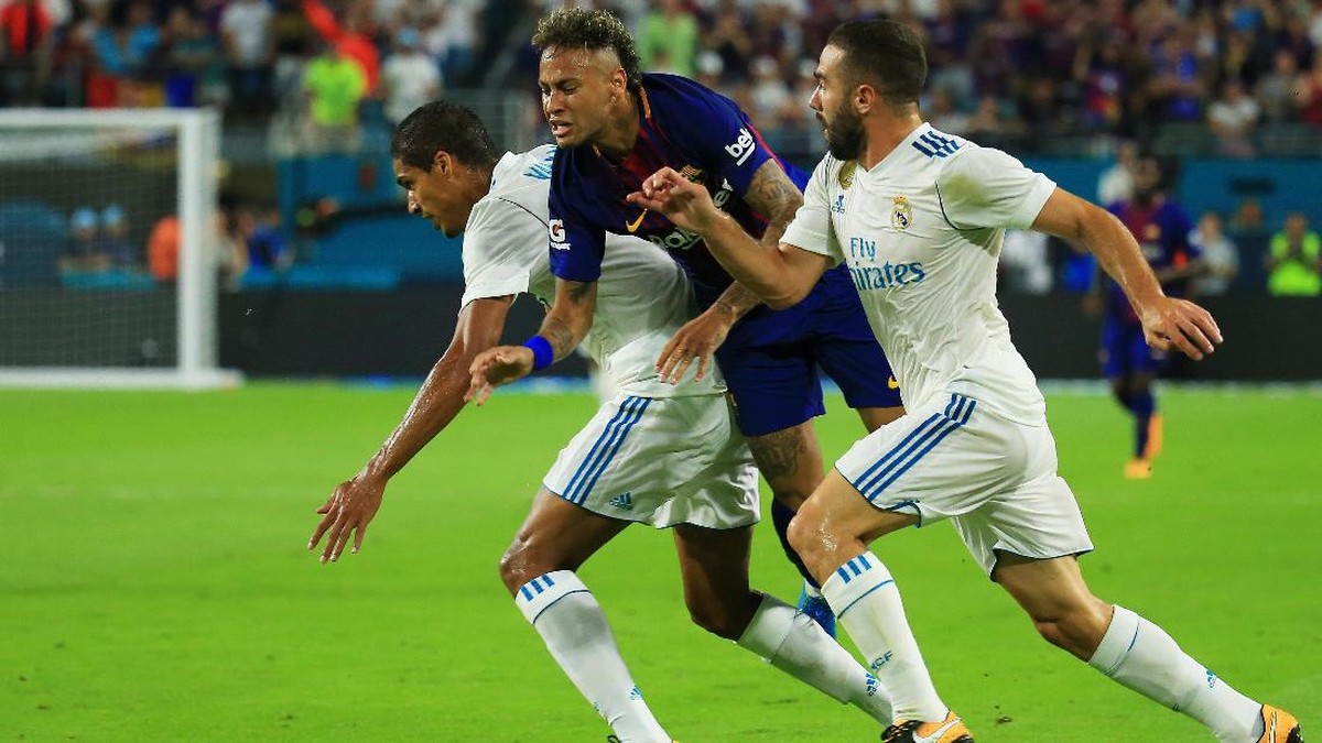 Barcelona menang tipis 3-2 atas Real Madrid (Chris Trotman/Getty Images)