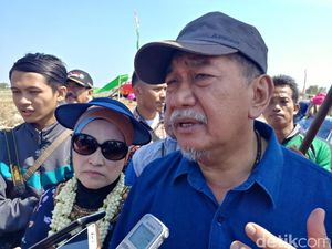 Deddy Mizwar Siap Damaikan Bobotoh dan Jakmania