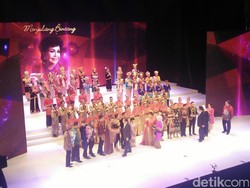 Ditemani Fadli Zon, Wapres JK Tonton Konser Penyanyi Elly Kasim