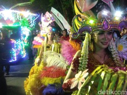 Kediri Nite Carnival Tandai Hari Jadi Kota Kediri ke-1138