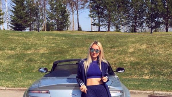 Mengintip Gaya Hidup Super Mewah Anak Muda Rusia