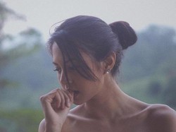Hidup Sederhana Jadi Kebiasaan Aurelie Moeremans Sejak Kecil