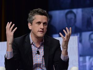 Bos Teknologi Ini Pernah Hidup Hemat dengan Makan Mie Instan