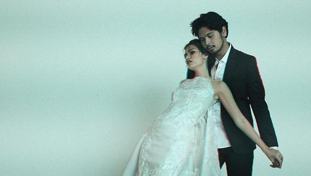 Intip Foto-foto Prewedding Petra Sihombing Yuk! Intip Foto-foto Prewedding Petra Sihombing Yuk!