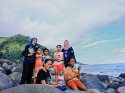 Bentang Pustaka Bagikan Paket Buku Andrea Hirata Gratis ke 15 Kota