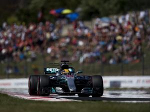 Hamilton Sempat Cemas Disalip Verstappen Hamilton Sempat Cemas Disalip Verstappen