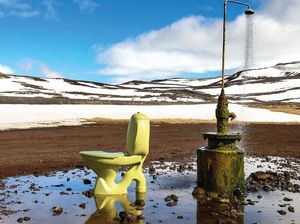 Toilet-toilet Terindah, Terpencil dan Teraneh