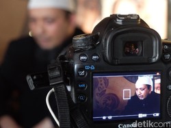 Siapa Oknum Polisi yang Disebut Novel Terima Orderan Teror?