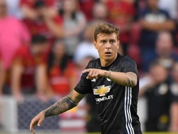 Masih Jarang Main di MU, Lindelof Tak Tertekan