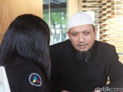 Hampir 4 Bulan Sejak Teror Air Keras, Begini Kondisi Novel di Singapura