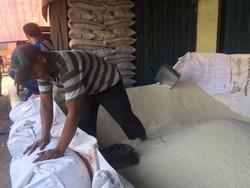 Mengkaji Ulang Kebijakan Harga Beras