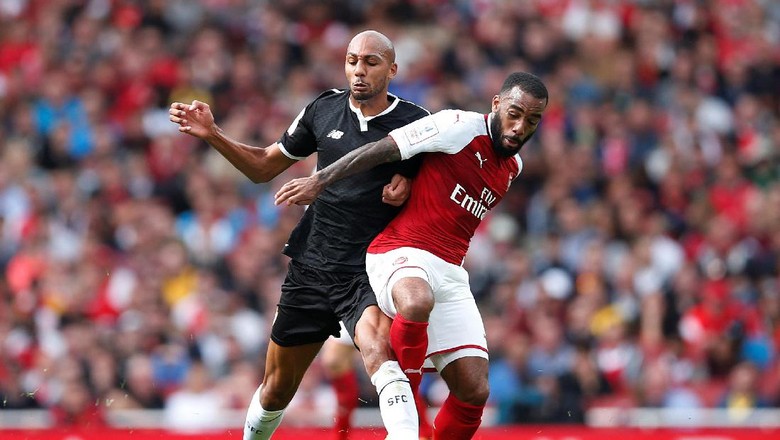 Arsenal Kalah dari Sevilla, tapi Tetap Juara Emirates Cup Arsenal Kalah dari Sevilla, tapi Tetap Juara Emirates Cup