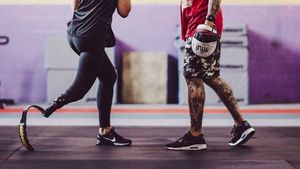 Foto: Kehilangan Kaki karena Kanker Tak Redupkan Semangat Wanita Super Ini