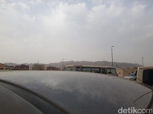 Musim Panas, Gerimis Sapa Makkah dan Madinah