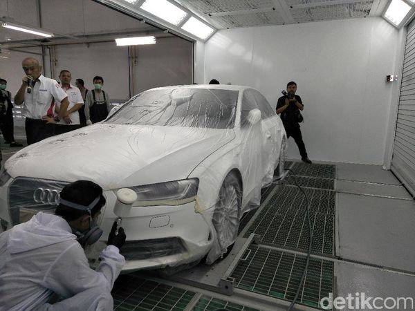 Bengkel Perbaikan dan Pengecatan Mobil AUTOGLAD