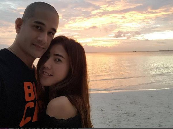 Kemesraan Okan Cornelius dengan Kekasih Baru