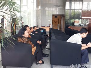 Mantan Sekjen Kemendagri Diperiksa untuk Markus Nari Mantan Sekjen Kemendagri Diperiksa untuk Markus Nari