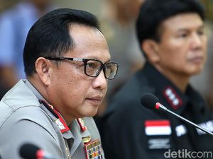 Kapolri Ajukan Definisi Organisasi dalam Revisi UU Antiterorisme Kapolri Ajukan Definisi Organisasi dalam Revisi UU Antiterorisme
