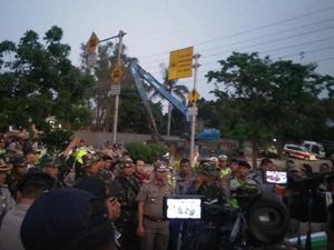 Aparat Mulai Berjaga Jelang Penertiban Taman BMW