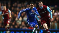 Sama seperti Ricardo Carvalho, Paulo Ferreira juga pindah dari Porto ke Chelsea pada musim panas 2004 untuk kembali bekerja sama dengan Jose Mourinho. Foto: Ryan Pierse/Getty Images