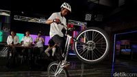 Pesepeda Dunia Danny MacAskill Siap Pukau Jakarta