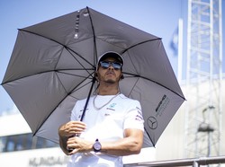 Jeda Musim Datang di Waktu yang Pas bagi Hamilton