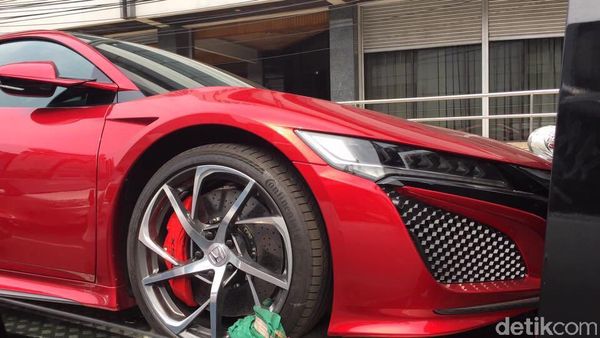 Mobil Super Honda Mendarat di Jakarta