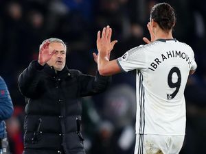 Sabar Zlatan, Kamu Duduk di Bench Dulu