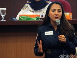 Kata Pilot Cantik Afghanistan untuk Pilot Wanita Indonesia
